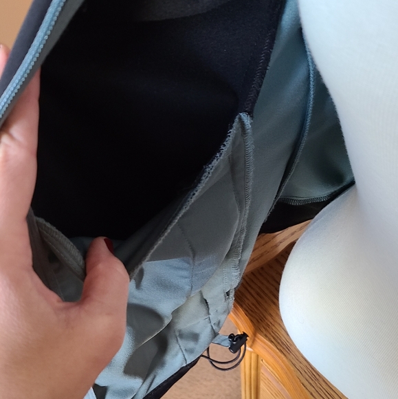 Columbia Omni-Shield Advanced Repellency Jacket - Picture 8 of 13